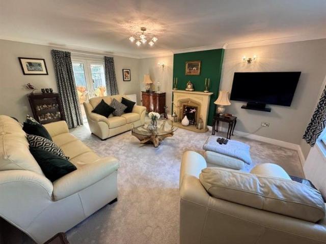 4 Bedroom Detached To Let