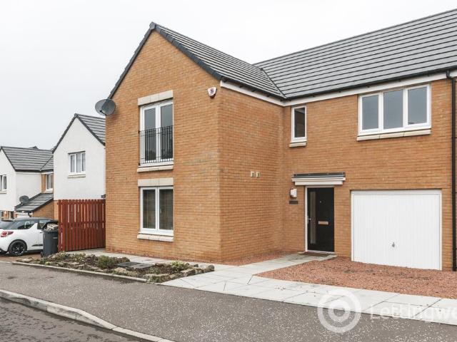 4 Bedroom Detached to Rent at Edinburgh, Portobello Craigmillar