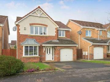 4 Bedroom Detached Villa House