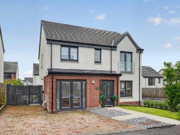 4 bedroom detached villa house for sale