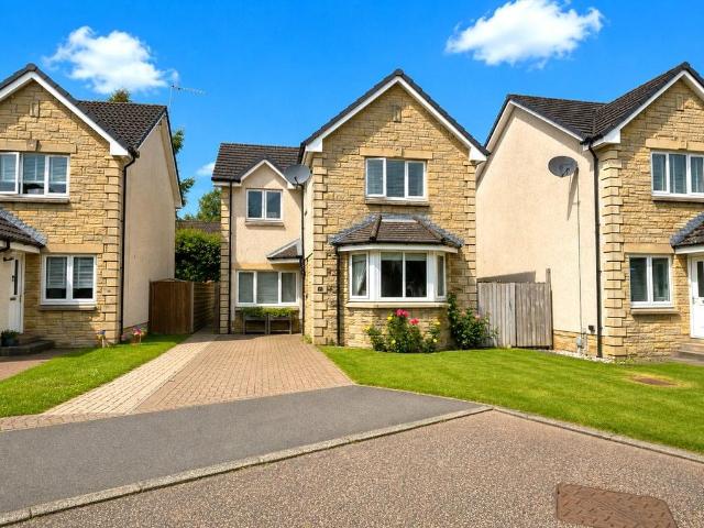 4 bedroom detached villa house for sale