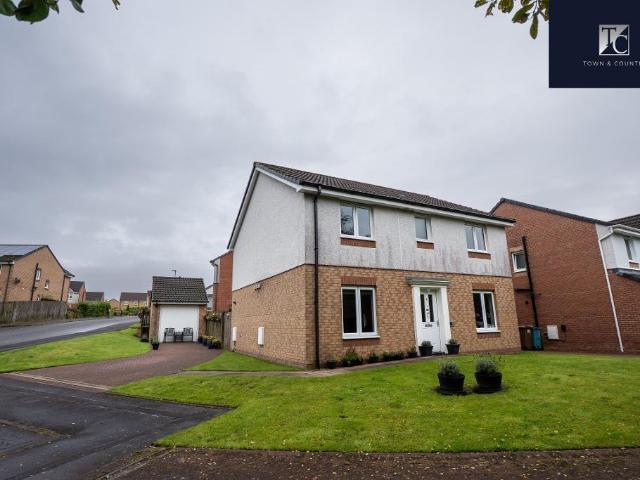 4 bedroom detached villa house for sale