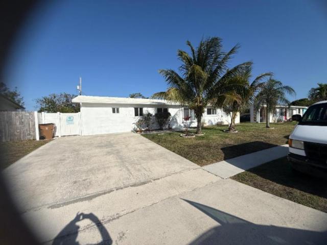 4 bedroom, Deerfield Beach FL 33441 104661854