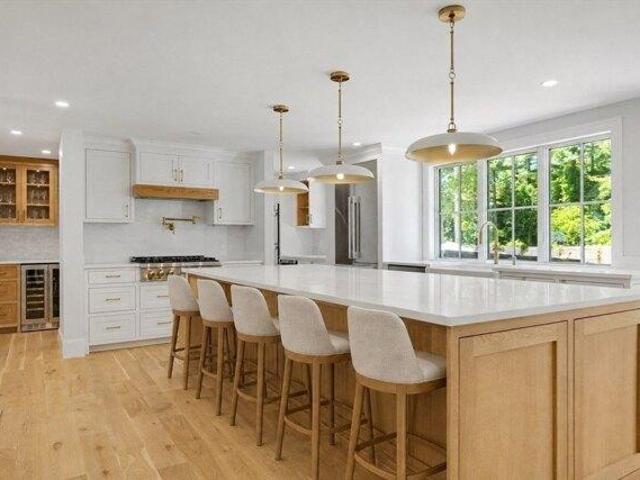4 bedroom, Duxbury MA 02332 104831305