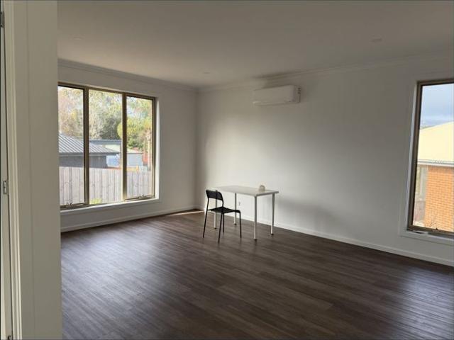4 Bedroom dual living