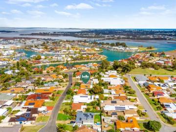 House for sale in Western Australia - Equipped kitchen
