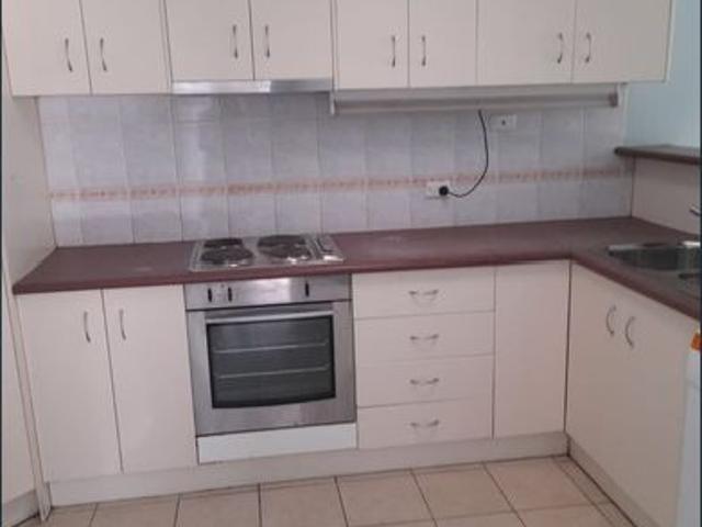4 bedroom Dupex in the heart of Wenworthville for Rent