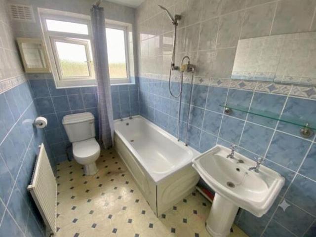 4 bedroom duplex for sale in Stonebury Avenue, Eastern Green, Coventry, CV5