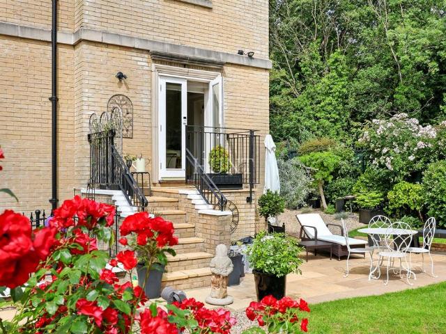 4 bedroom duplex for sale