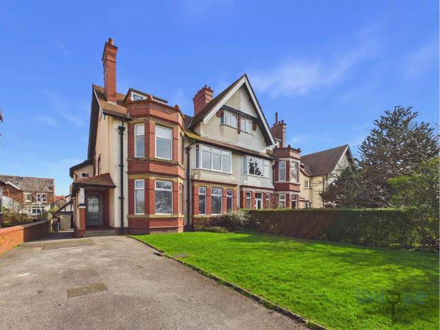 4 bedroom duplex for sale