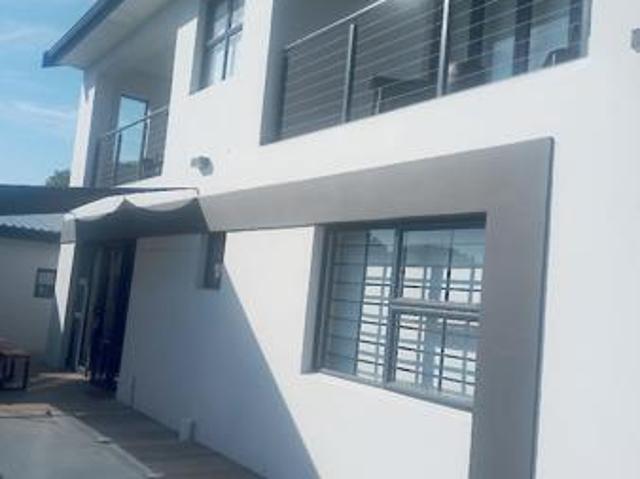 4 Bedroom Duplex in Walmer