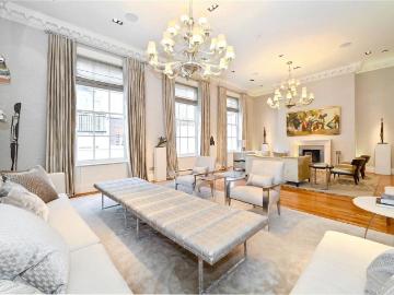 Mayfair, London, Greater London - Lift