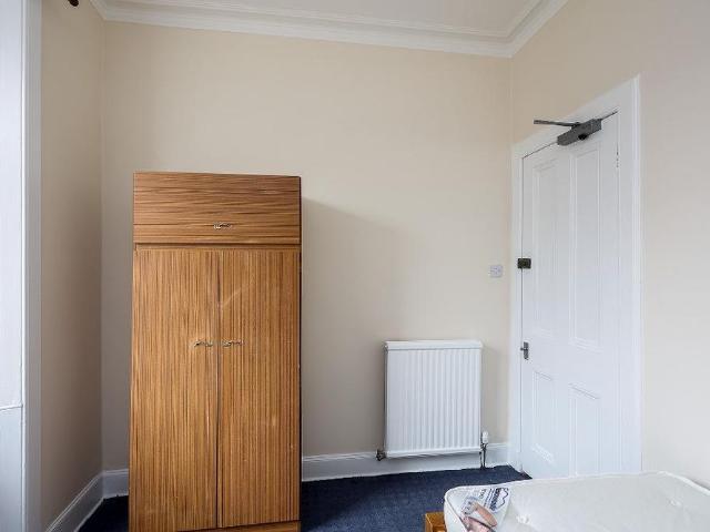 4 bedroom duplex to rent