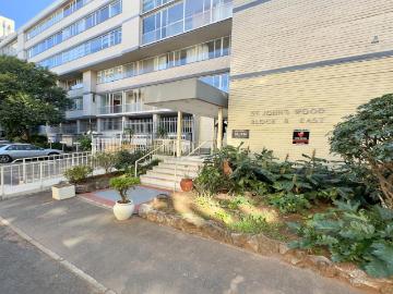 4 Bedroom duplex townhouse sectional to rent in Killarney, Johannesburg