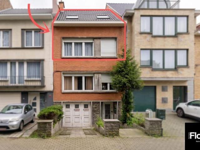 4 BEDROOM DUPLEX WITH TERRACE FOR RENT