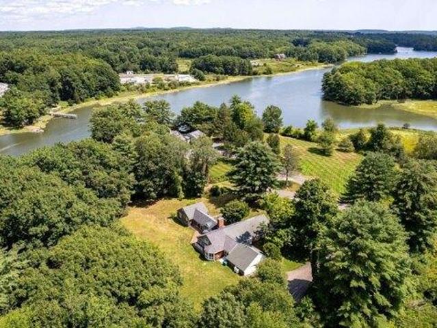 4 bedroom, Durham NH 03824 105662096