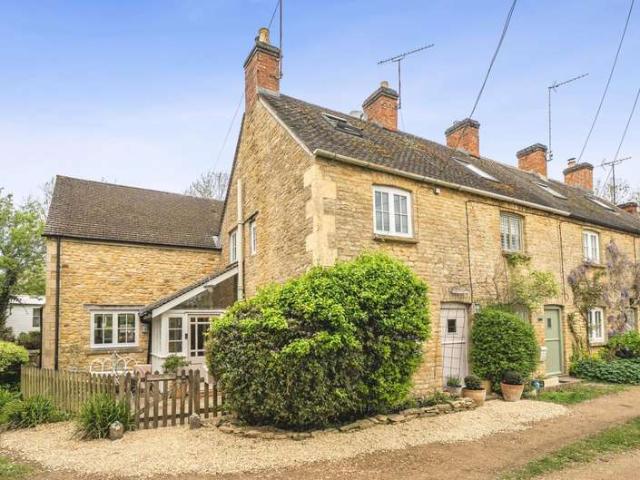 3 Bedroom End Of Terrace House
