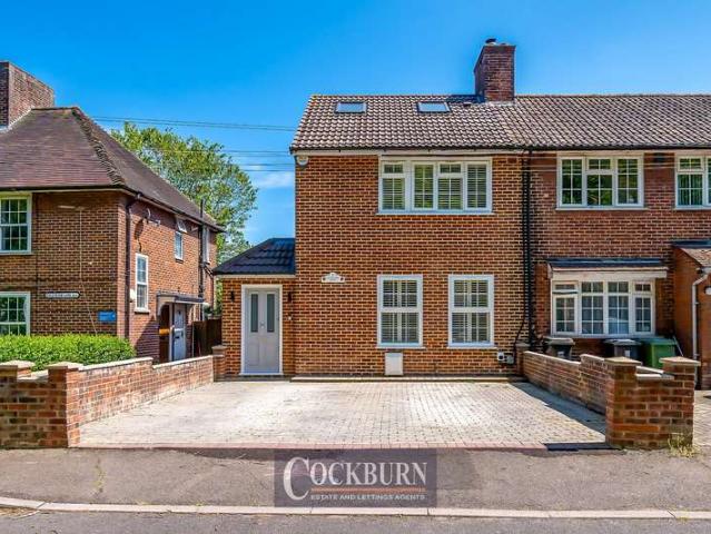 4 Bedroom End Of Terrace House