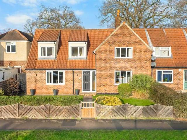 4 Bedroom End Of Terrace House