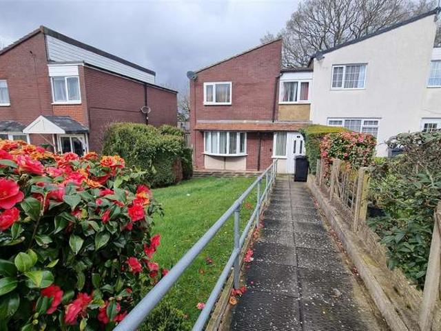 4 Bedroom End Of Terrace House