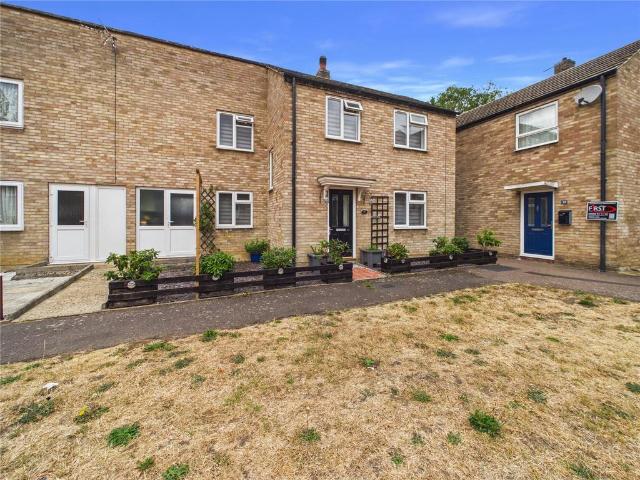 4 bedroom end of terrace house for sale