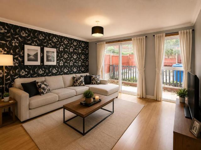 4 bedroom end of terrace house for sale