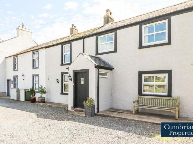 4 bedroom end of terrace house for sale