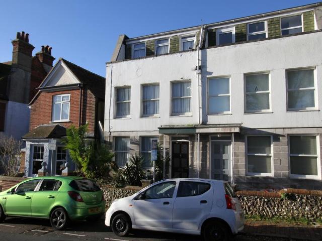 4 bedroom end of terrace house for sale