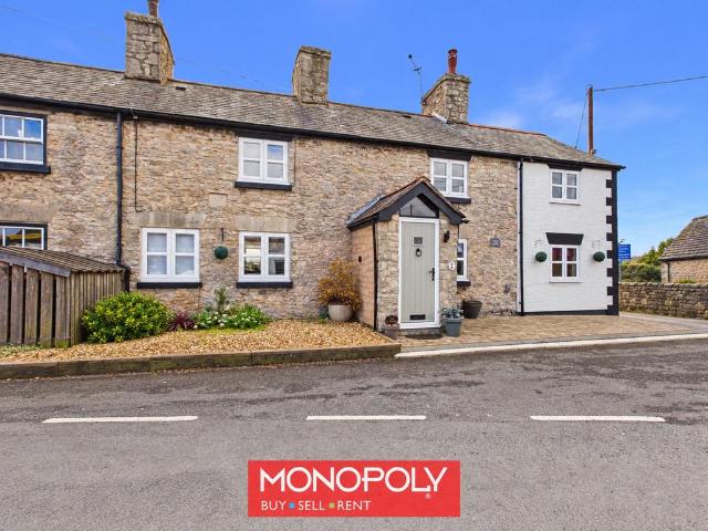 4 bedroom end of terrace house for sale