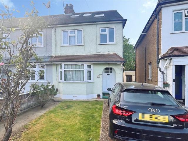 4 bedroom end of terrace house for sale
