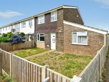 4 bedroom end of terrace house for sale