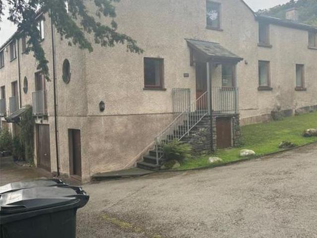 4 bedroom end of terrace house for sale