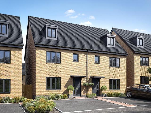 4 bedroom end of terrace house for sale