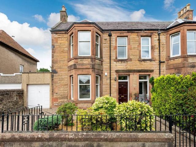 4 bedroom end of terrace house for sale