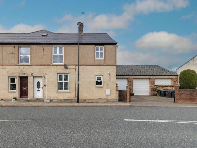 4 bedroom end of terrace house for sale