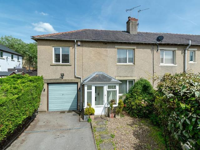 4 bedroom end of terrace house for sale