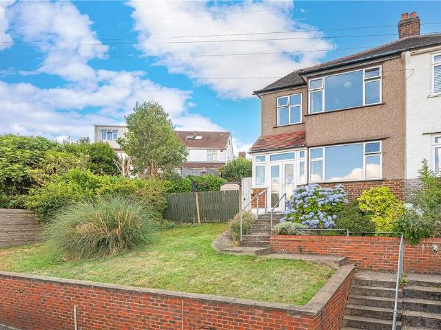 4 bedroom end of terrace house for sale
