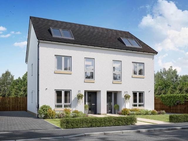 4 bedroom end of terrace house for sale