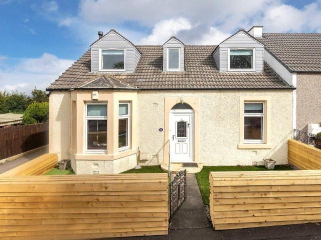 4 bedroom end of terrace house for sale
