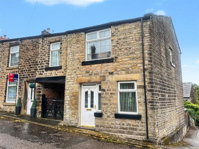 4 bedroom end of terrace house for sale