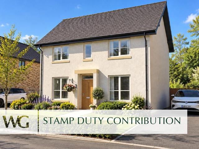 4 bedroom end of terrace house for sale