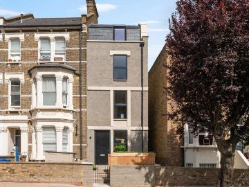 Maida Hill, London, Greater London - Equipped kitchen