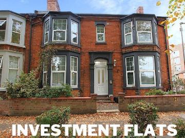 4 bedroom end of terrace house for sale
