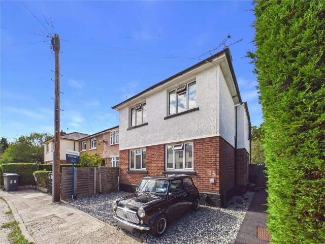 4 bedroom end of terrace house for sale