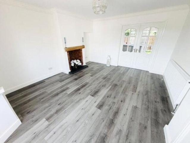 4 bedroom end of terrace house for sale in Nuthurst Grove, Birmingham, West Midlands, B14