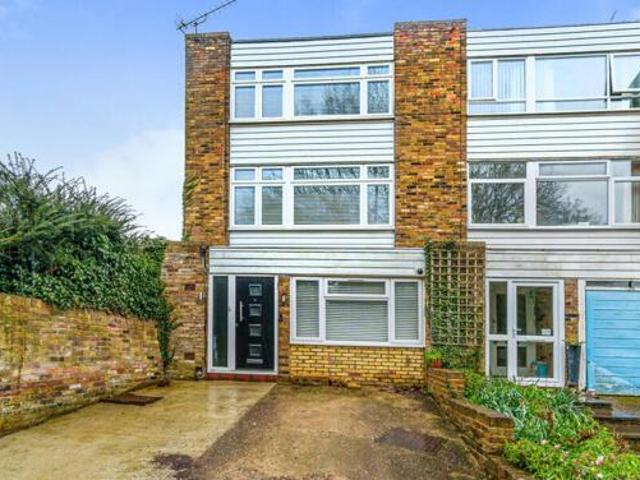 4 Bedroom End Of Terrace House For Sale In Rickmansworth
