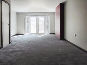 4 bedroom end of terrace house to rent