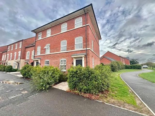 4 Bedroom End Of Terrace House To Rent In Tay Road, Lubbesthorpe, LE19