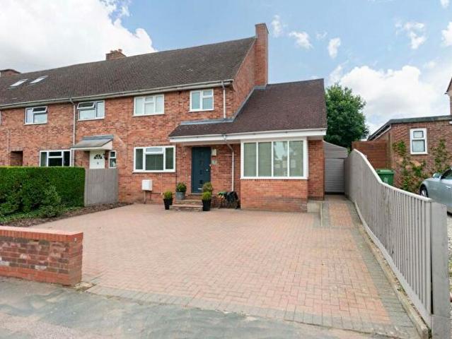 4 Bedroom End Of Terrace House To Rent In Green End, Great Brickhill, MK17