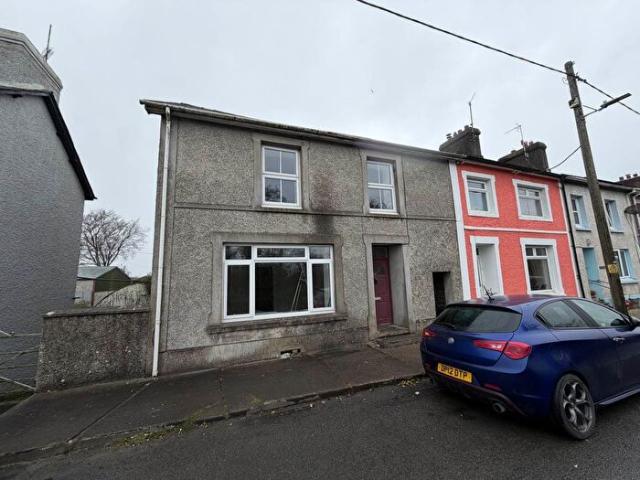 4 Bedroom End Of Terrace House To Rent In Highmead Terrace, Llanybydder, SA40